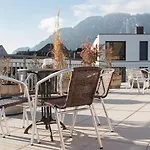 Bed & Bar No.8 - Adults Only