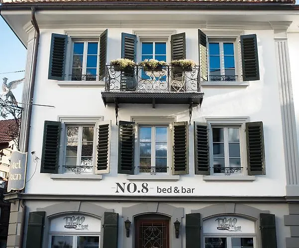Bed & Bar No.8 - Adults Only